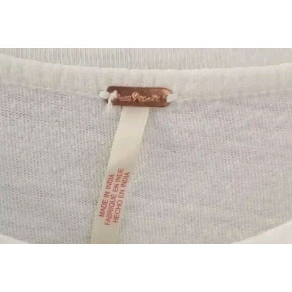 Free People Oversized White Blouse Size S/P Asymmetric 100% Cotton - Picture 2 of 12